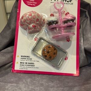 Justice Pet Shop Food Pink‎ Cupcake Holder and Baking Tray Set NEW